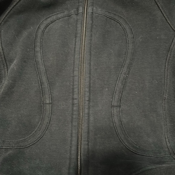 Lululemon Scuba Hoodie Soft French Terry/Ribbed Side Panels, size 6 - Picture 9 of 9